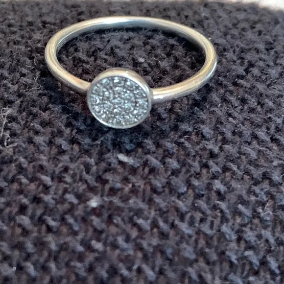 PRE-LOVED DIAMOND PAVÉ RING SIZE 7 - Picture 2 of 5